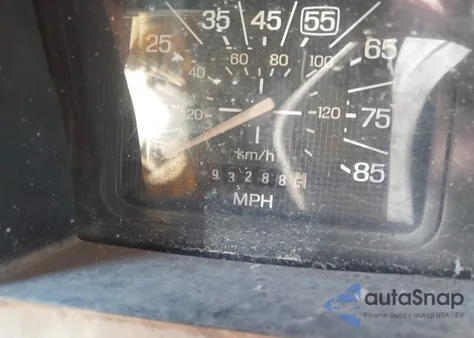 1982 Ford F100 z USA, uszkodzony, nr VIN 1FTCF10F3CUA15563